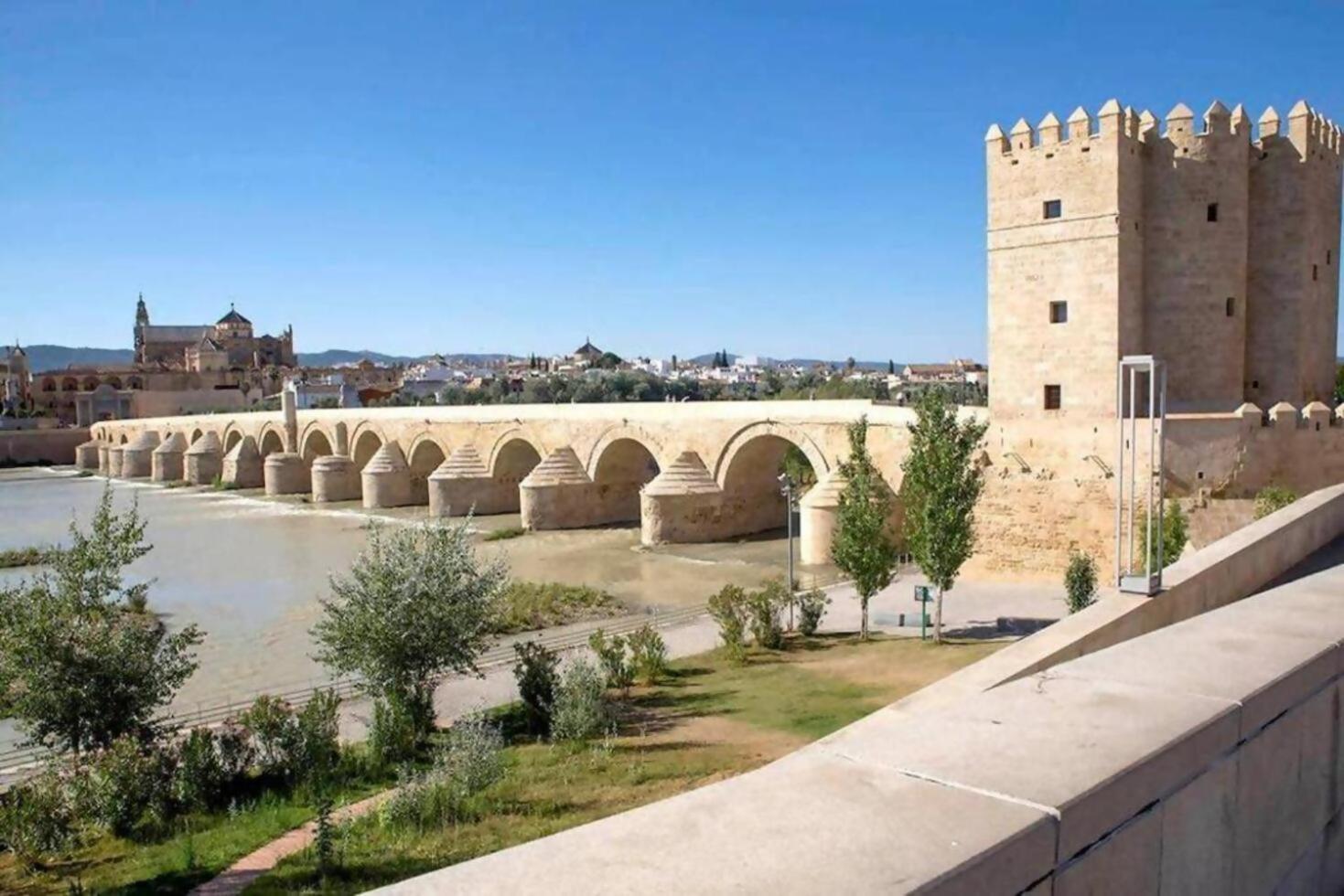 Apartament Calahorra Experience Kordoba Zewnętrze zdjęcie